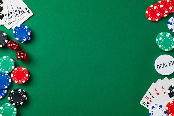 Dealer rules and player action buttons Dealer action rules and player options interface